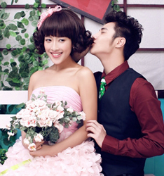 小城故事
	
		作者：醉十三