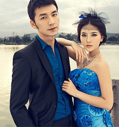 蓝裙恋人
	
		作者：柴金