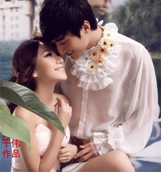 艾迪那的抒情诗
	
		作者：于伟