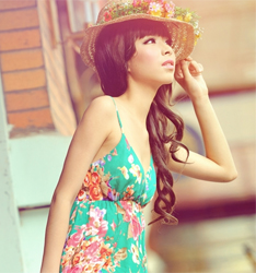 街拍
	
		作者：李艮