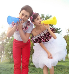 翘翘板
	
		作者：杨子