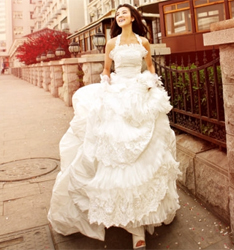 happy mood spread
	
		作者：老吴VS荣荣