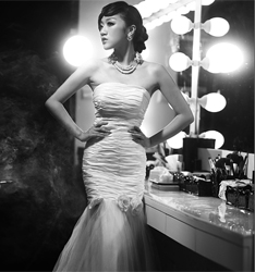 复古白纱
	
		作者：阿凯