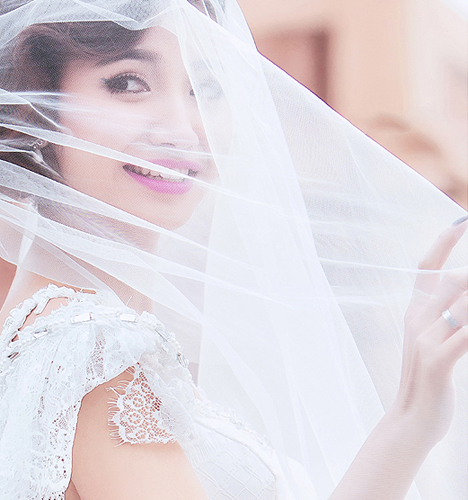 爱的白纱
	
		作者：冯世华