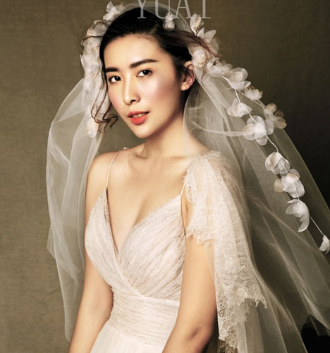 优雅韩式婚纱造型
	
		作者：余爱