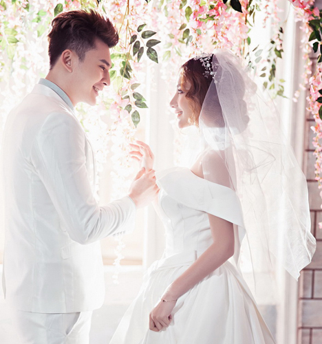 花样少女
	
		作者：阿来