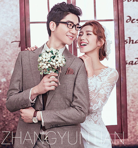 花房
	
		作者：张云天