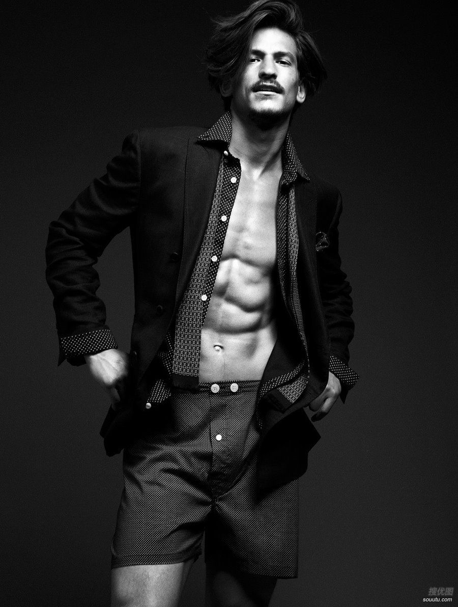 点击大图看下一张：男模《贾罗德·斯科特》时尚写真