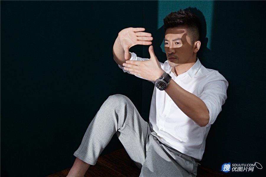 点击大图看下一张：苏有朋摄影写真大片6
