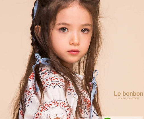 点击大图看下一张：韩式流行儿童扎发