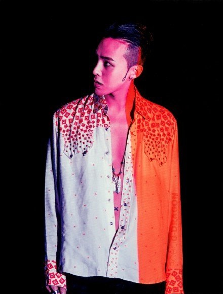 点击大图看下一张：权志龙高清图片 妖艳魅惑时尚写真