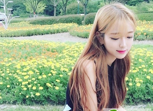 点击大图看下一张:女生染发流行色大全 韩国女生最IN染发图片