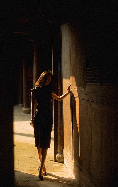 点击大图看下一张：似是故人来