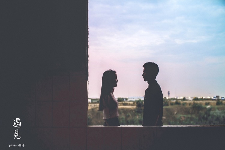 点击大图看下一张：在最美好的时光遇见最好的妳