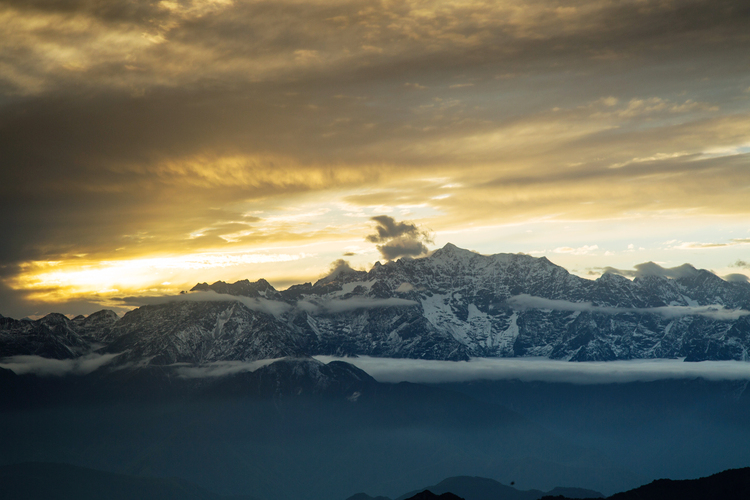 点击大图看下一张：日落仙山琼阁
