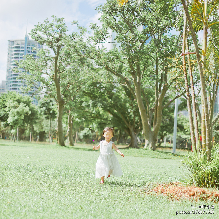 点击大图看下一张:不想让你长大