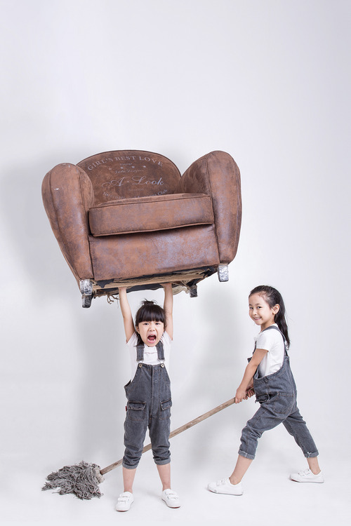 点击大图看下一张：童年不同样