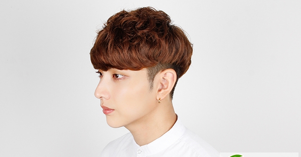 点击大图看下一张：韩式男生烫发卷发设计