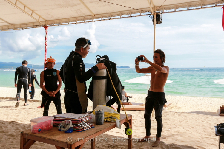 点击大图看下一张：准备下潜