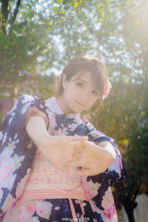 点击大图看下一张:7月和服写真