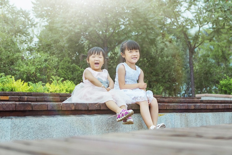 点击大图看下一张：糖豆豆和楚楚的夏天