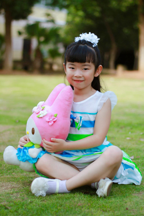 点击大图看下一张:小小花仙子