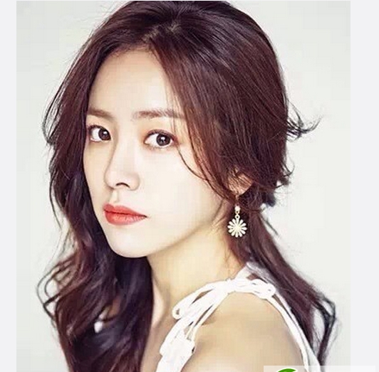 点击大图看下一张:韩国女星韩智敏发型 时尚漂亮的韩式发型