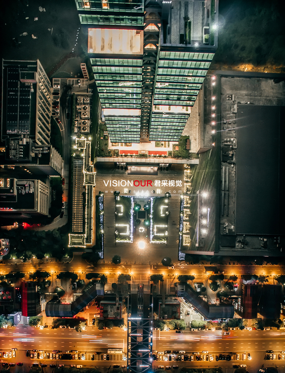 点击大图看下一张：建设中的新城区