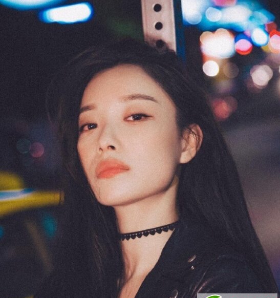 点击大图看下一张：倪妮百变长发发型图片 时尚清纯尽显女神气质