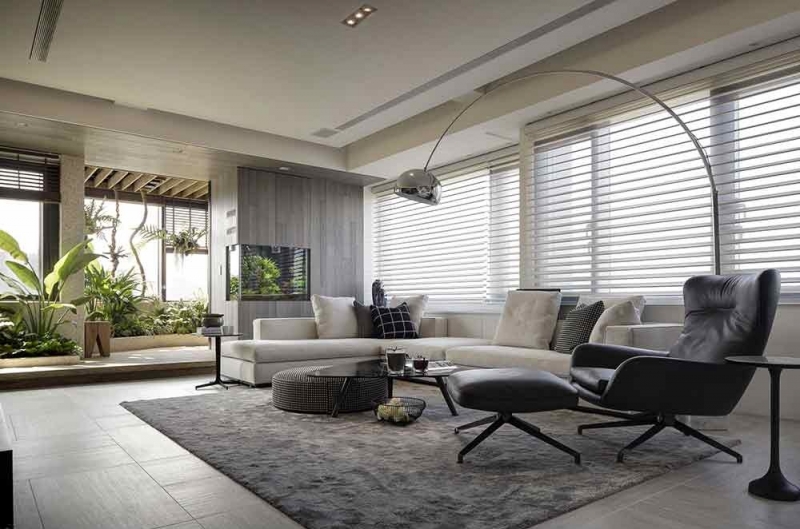 点击大图看下一张:休闲大气现代品味二居室装修图集