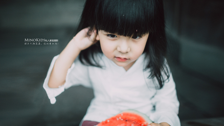 点击大图看下一张:两小无猜一一叮当