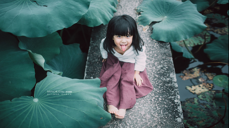 点击大图看下一张：两小无猜一一叮当