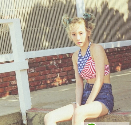 点击大图看下一张：金泰妍百变短发造型 短发女生也可以性感可爱