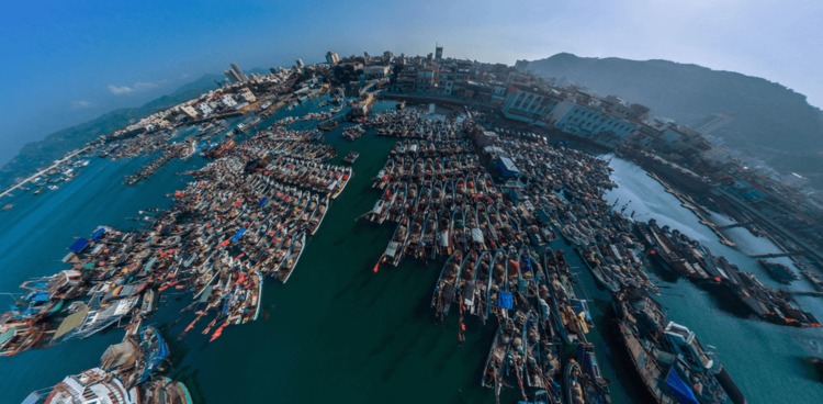 点击大图看下一张：全景鸟瞰中国最美的渔港双月湾