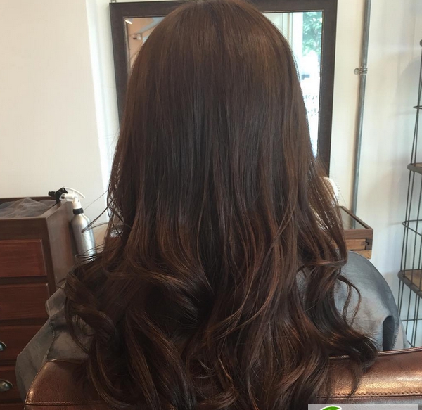 点击大图看下一张：恋秋时尚发型推荐 秋季流行女生发型推荐