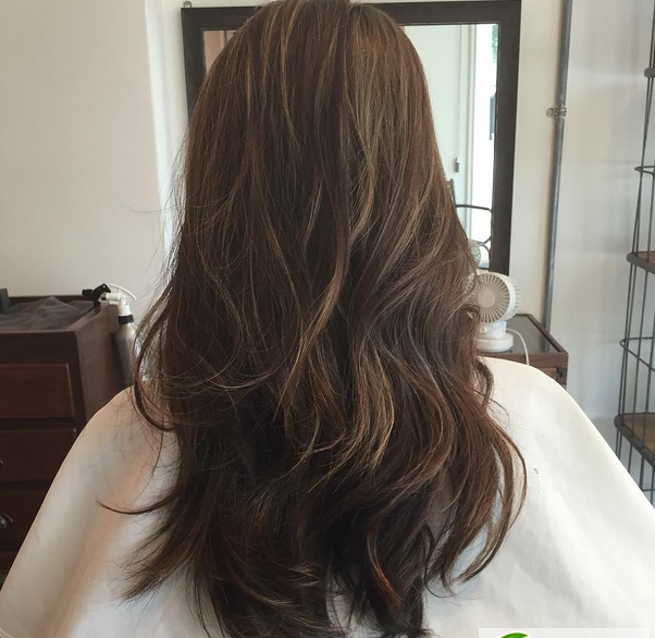 点击大图看下一张：恋秋时尚发型推荐 秋季流行女生发型推荐