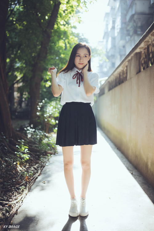 点击大图看下一张:华师的太阳