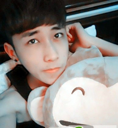 点击大图看下一张：帅气又个性锅盖头