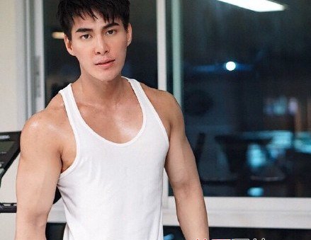 点击大图看下一张:长脸帅哥一枚 真实点的帅哥图片