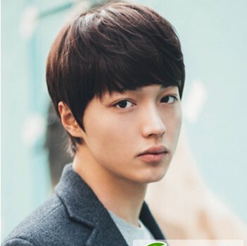 点击大图看下一张：韩式男生发型推荐 打造韩范暖男