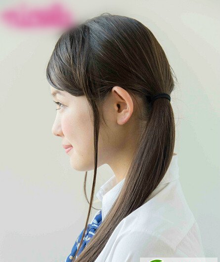 点击大图看下一张：四款最新小学女生发型扎法 时尚日系风充满青春朝气