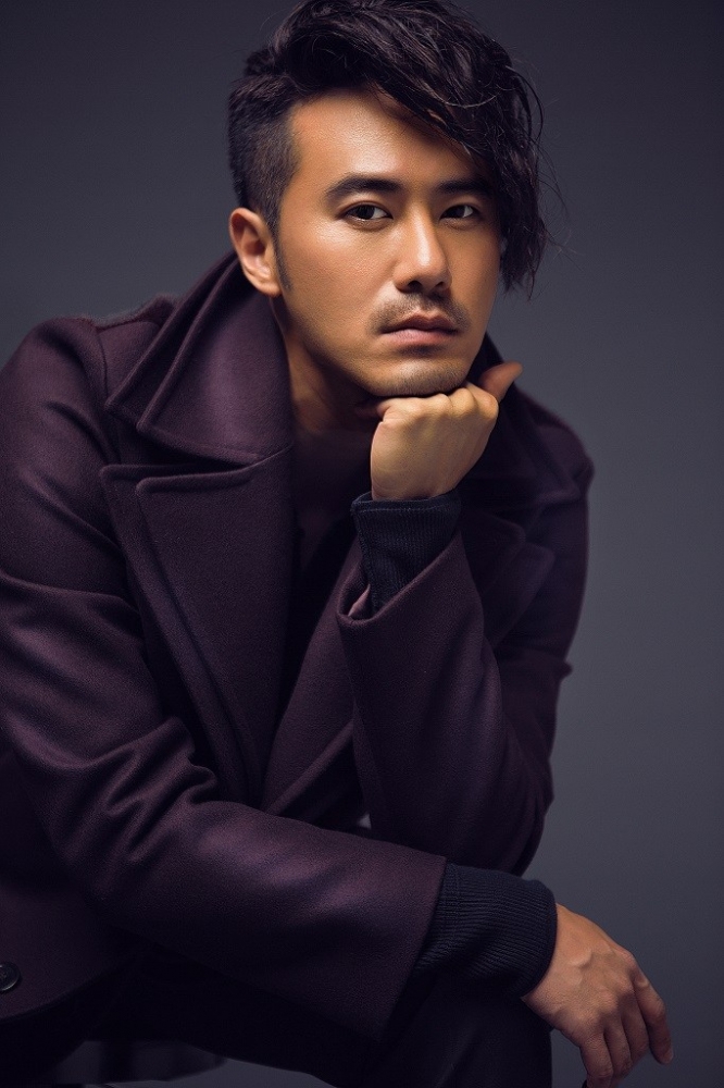 点击大图看下一张：陈亦飞早秋写真气场全开