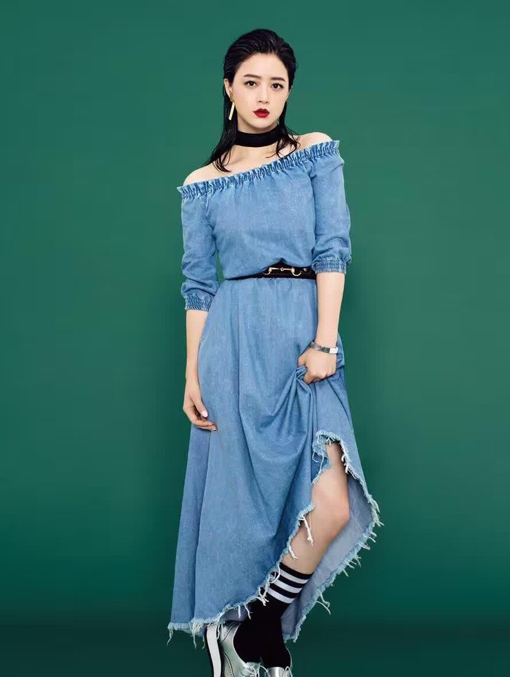 点击大图看下一张:蒋欣时尚大片曝光 攻气十足