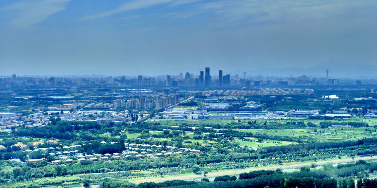 点击大图看下一张:空中俯瞰北京