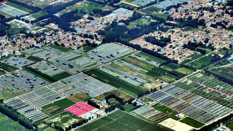 点击大图看下一张:空中俯瞰北京