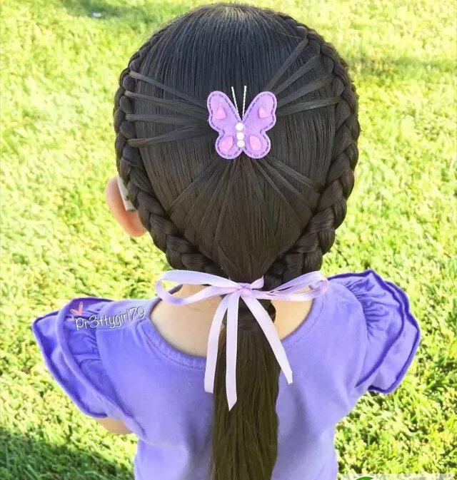 点击大图看下一张：最新扎盘发设计 小女孩扎盘发图片大全