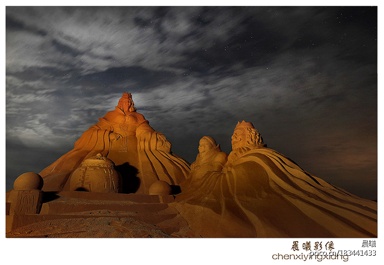 点击大图看下一张：沙漠魅影