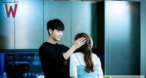 点击大图看下一张：2016韩剧女主发型盘点