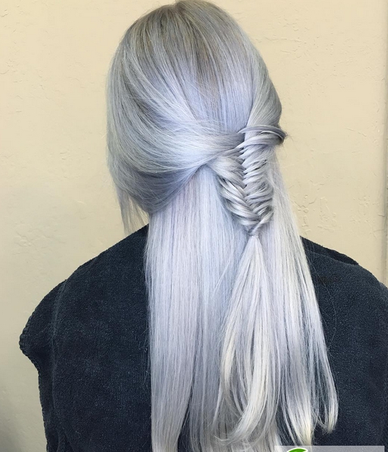 点击大图看下一张:惊艳彩色染发图片 彩色系染发正流行