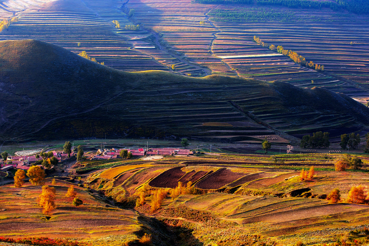 点击大图看下一张：中国的66号公路一一张北天路